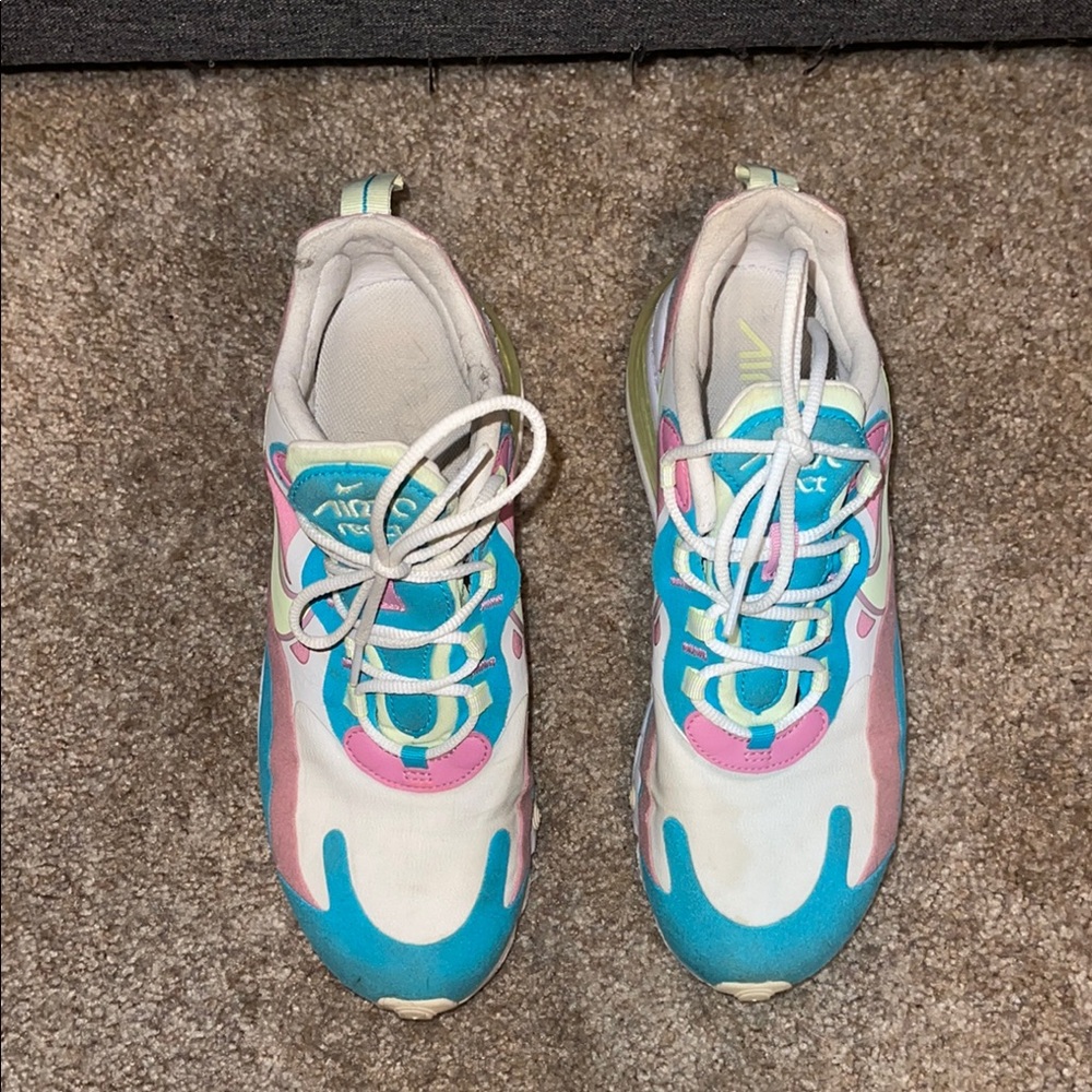 Nike Air Max 270 React Pastel Sneakers - Picture 6 of 7